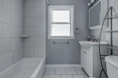 11 Taylor Street Nashua NH 03060