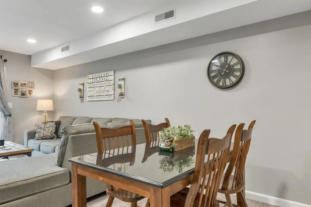 17 Sullivan Way Laconia NH 03246