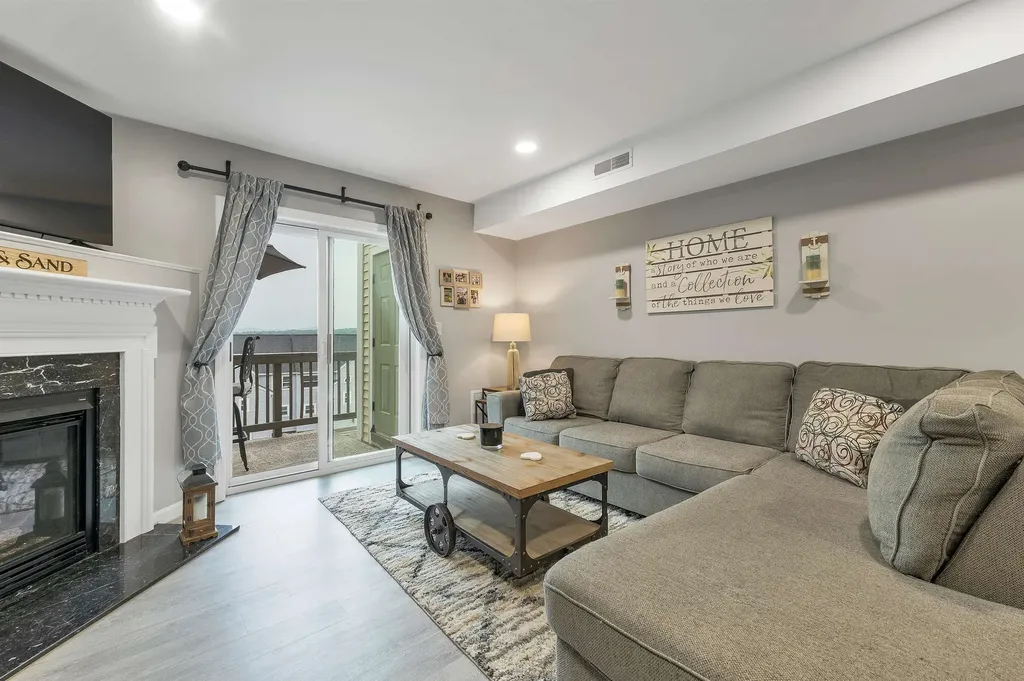 17 Sullivan Way Laconia NH 03246