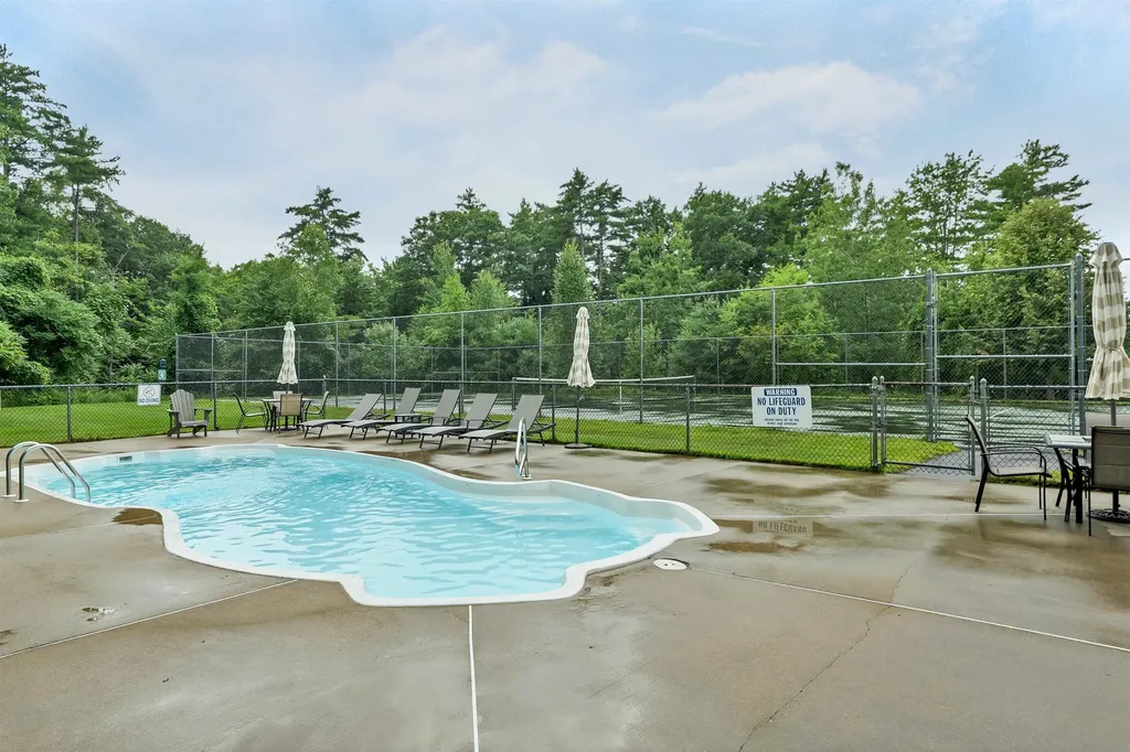 17 Sullivan Way Laconia NH 03246