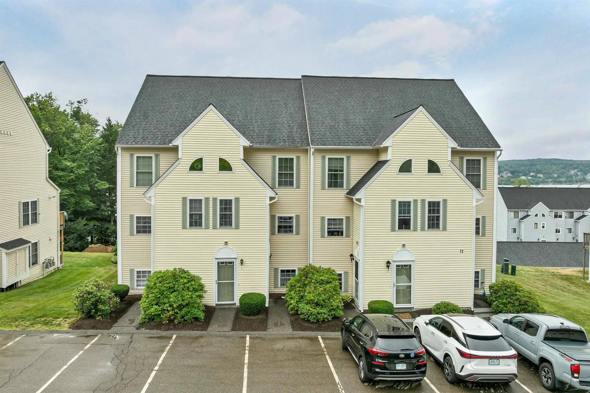 17 Sullivan Way Laconia NH 03246