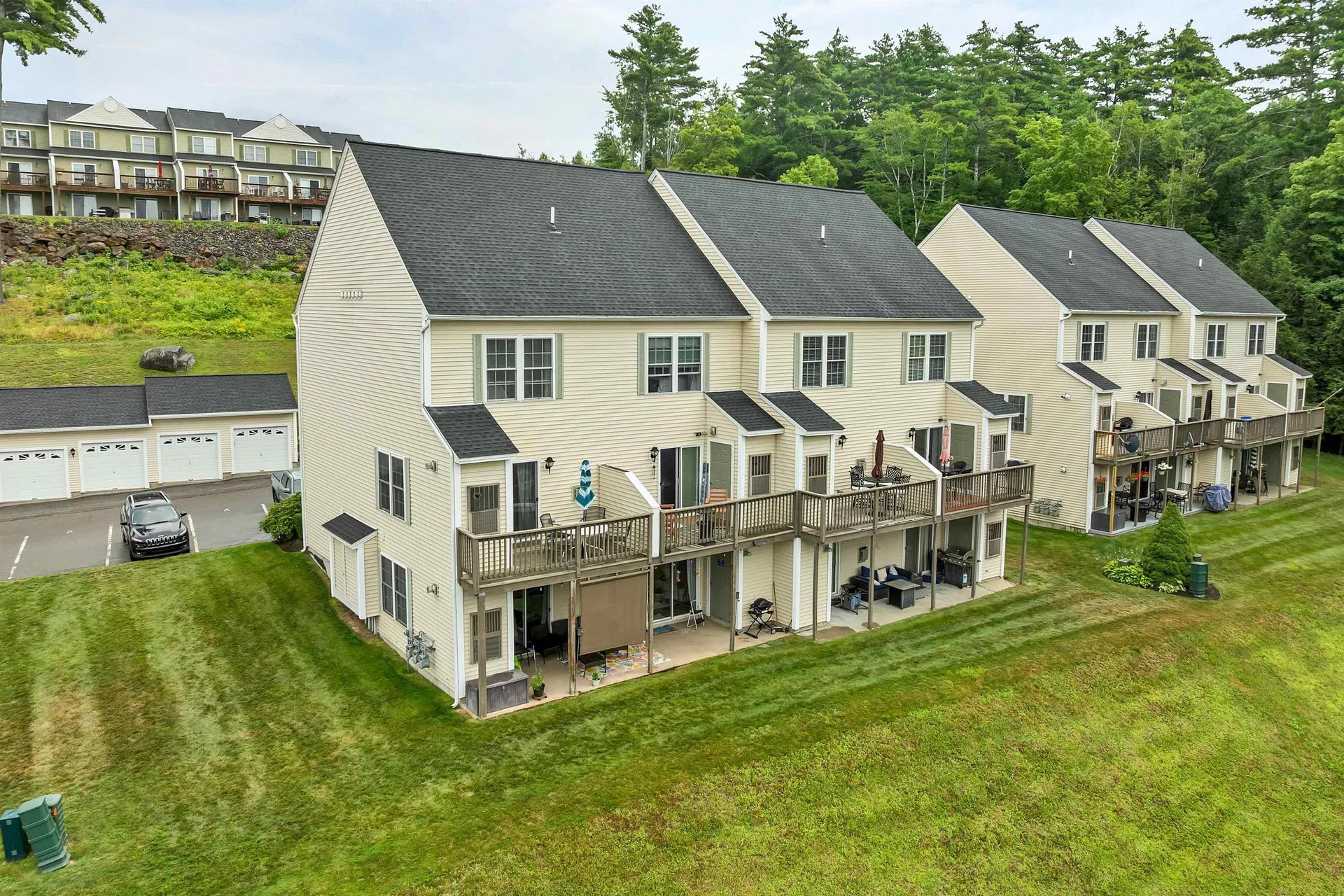 17 Sullivan Way Laconia NH 03246