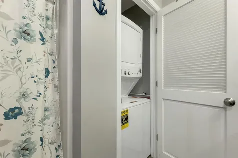 17 Sullivan Way Laconia NH 03246