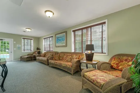 17 Sullivan Way Laconia NH 03246