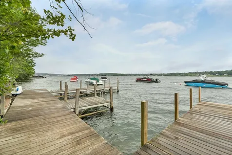 17 Sullivan Way Laconia NH 03246