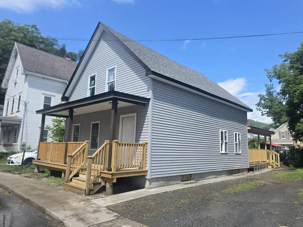 7 Underhill Avenue Rockingham VT 05101