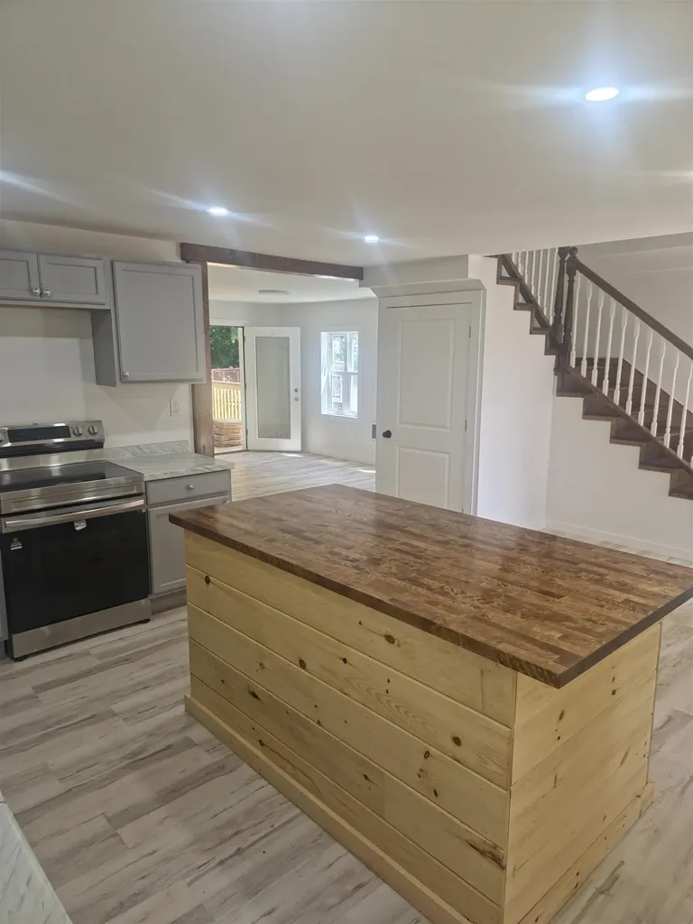 7 Underhill Avenue Rockingham VT 05101