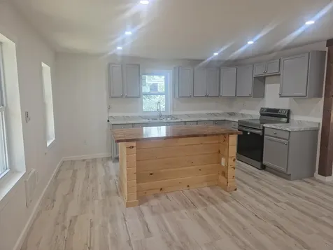 7 Underhill Avenue Rockingham VT 05101