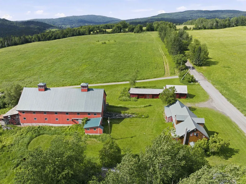 543 Bear Rock Road Colebrook NH 03576