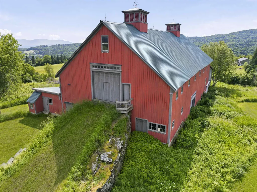 543 Bear Rock Road Colebrook NH 03576