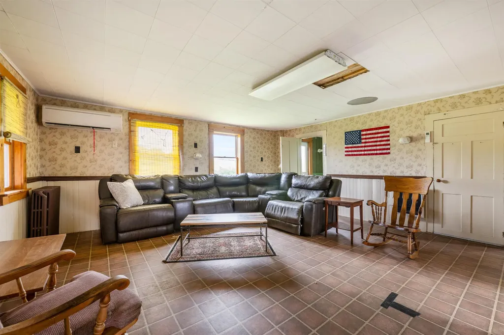543 Bear Rock Road Colebrook NH 03576