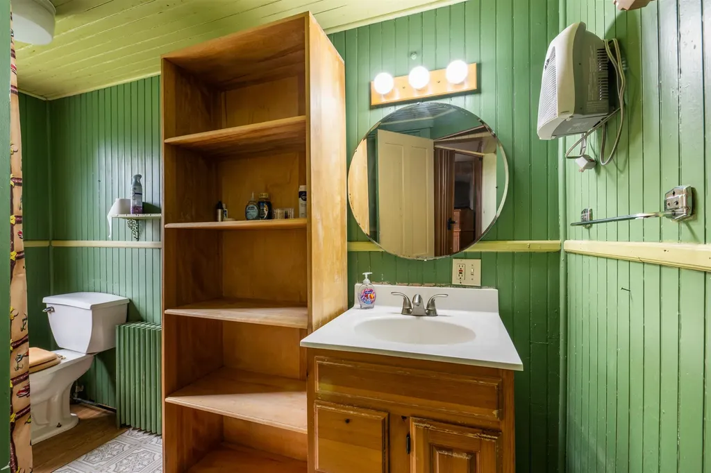543 Bear Rock Road Colebrook NH 03576