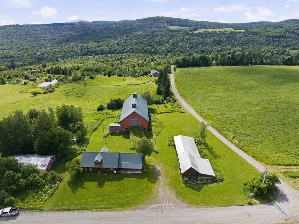 543 Bear Rock Road Colebrook NH 03576