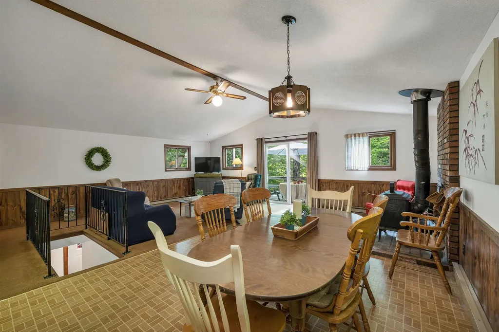 13 Valley Road Tuftonboro NH 03816