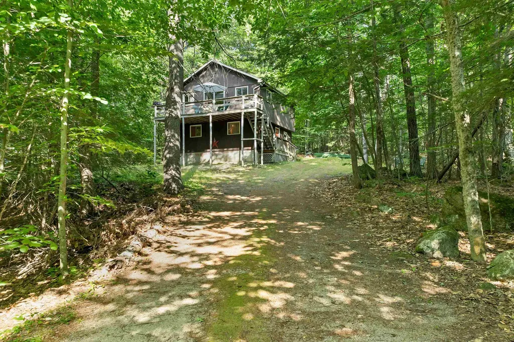 13 Valley Road Tuftonboro NH 03816