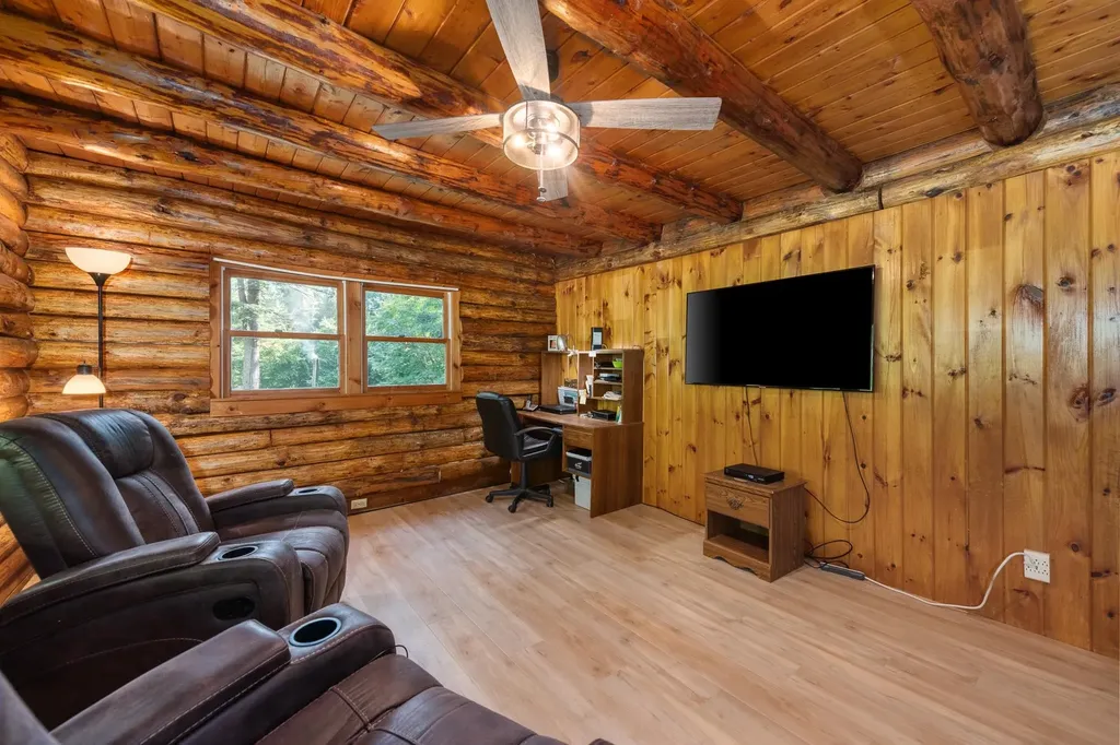 47 E Currier Hill Road Wentworth NH 03282