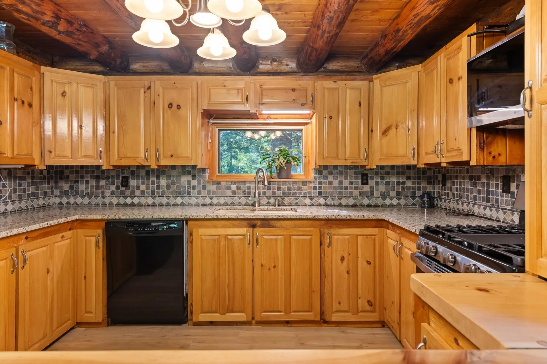47 E Currier Hill Road Wentworth NH 03282