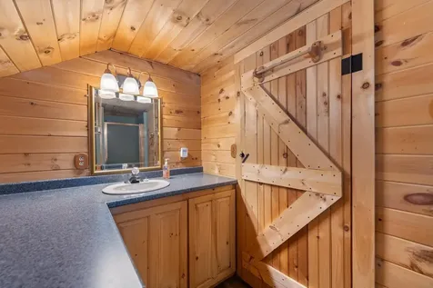 47 E Currier Hill Road Wentworth NH 03282