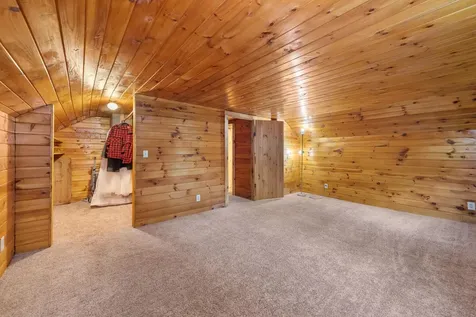 47 E Currier Hill Road Wentworth NH 03282