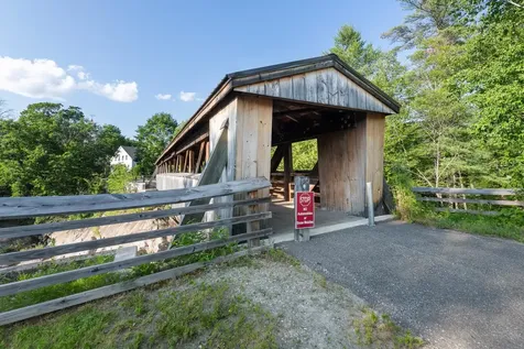 47 E Currier Hill Road Wentworth NH 03282