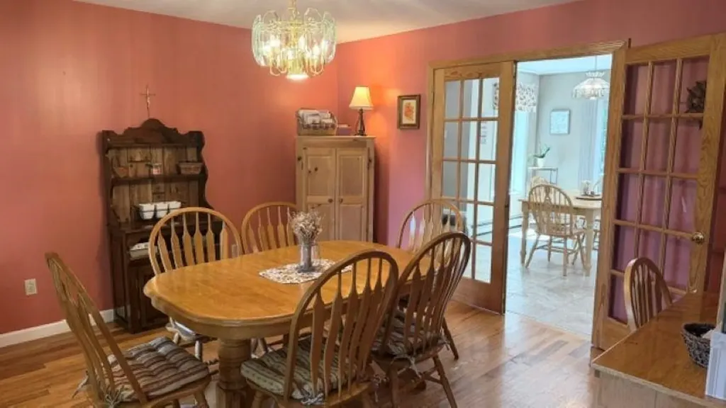 5 Grace Drive Hudson NH 03051