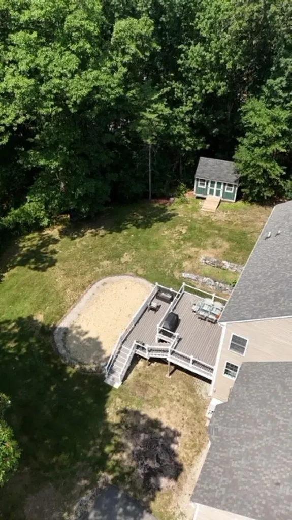 5 Grace Drive Hudson NH 03051