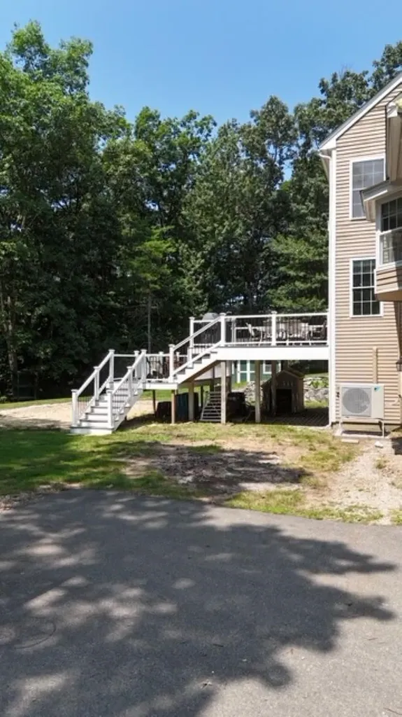 5 Grace Drive Hudson NH 03051