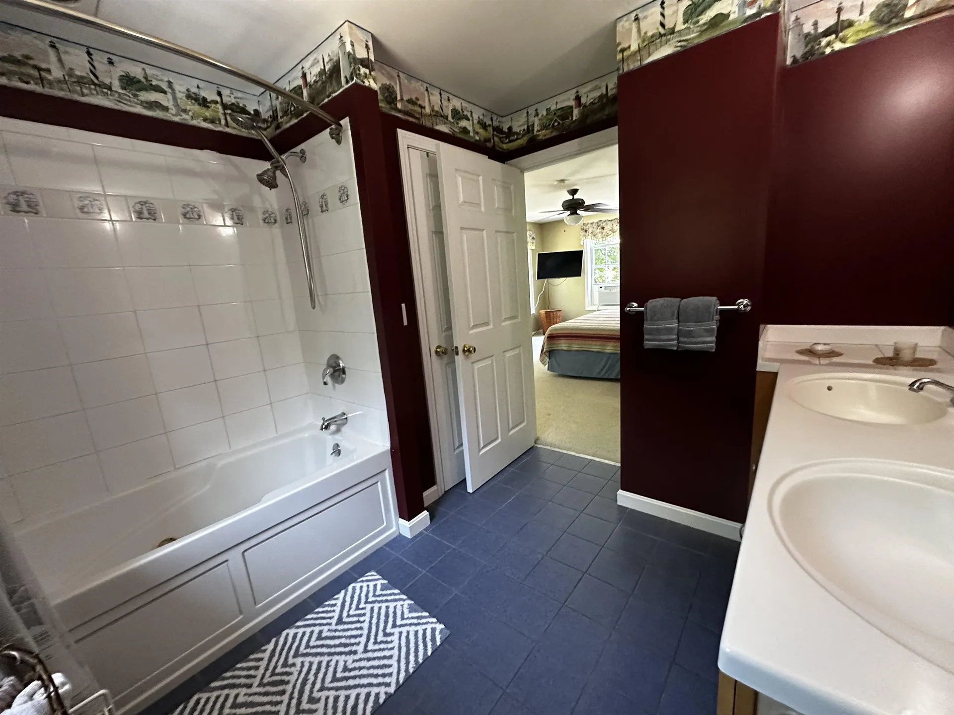 5 Grace Drive Hudson NH 03051