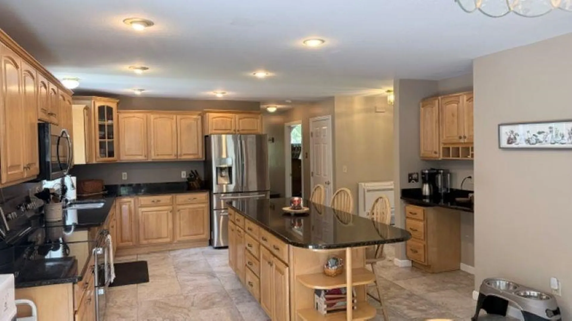 5 Grace Drive Hudson NH 03051