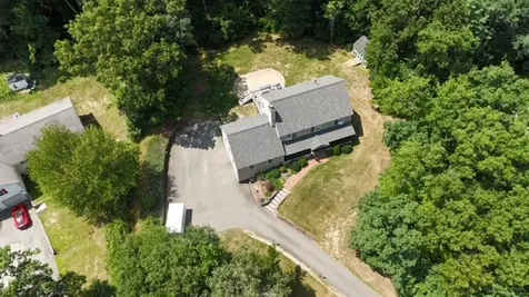 5 Grace Drive Hudson NH 03051
