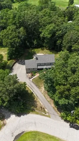 5 Grace Drive Hudson NH 03051