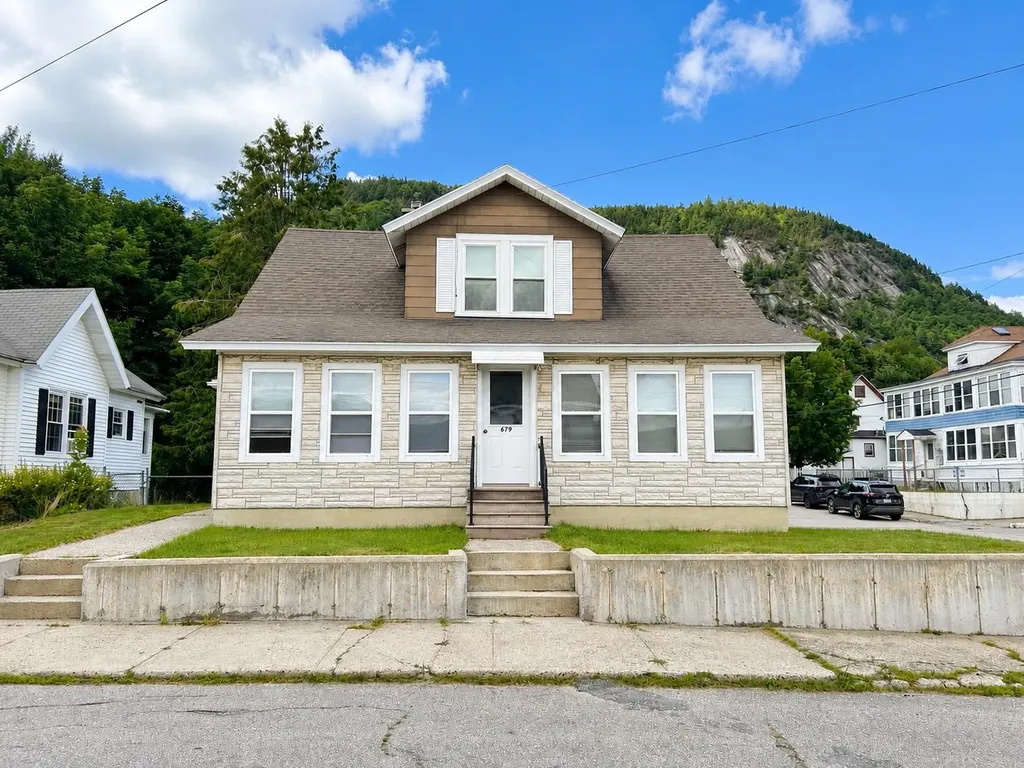 679 Third Avenue Berlin NH 03570
