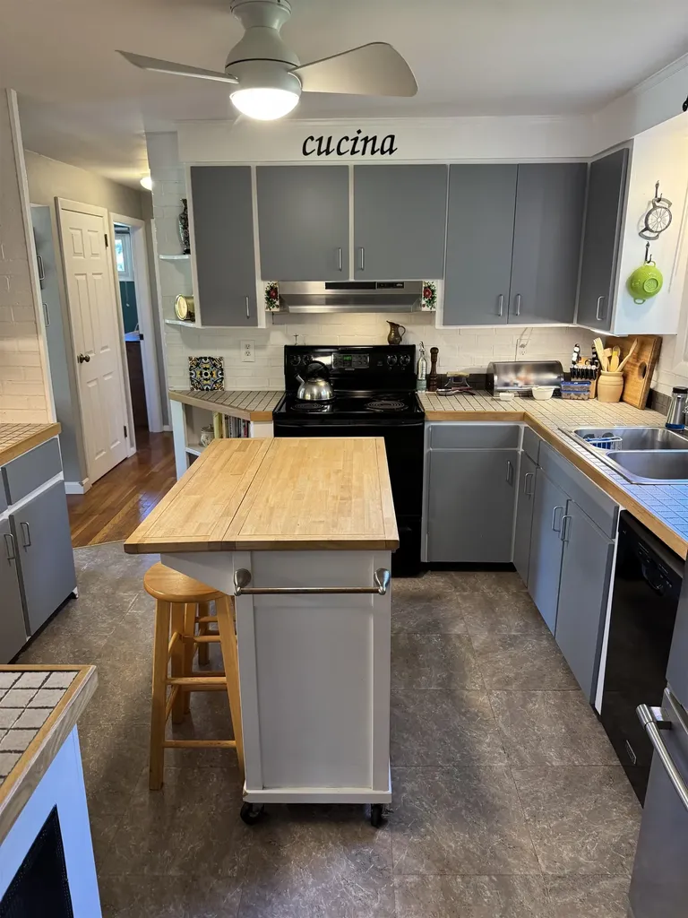 61 Dale Drive Keene NH 03431