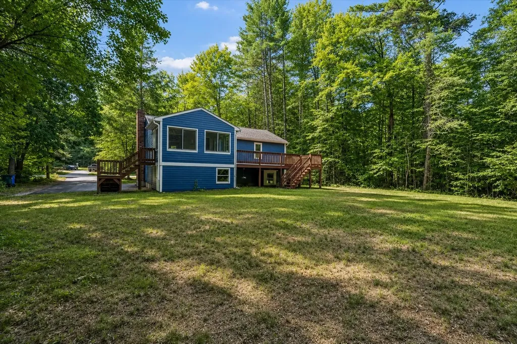 31 Evergreen Drive Goffstown NH 03045