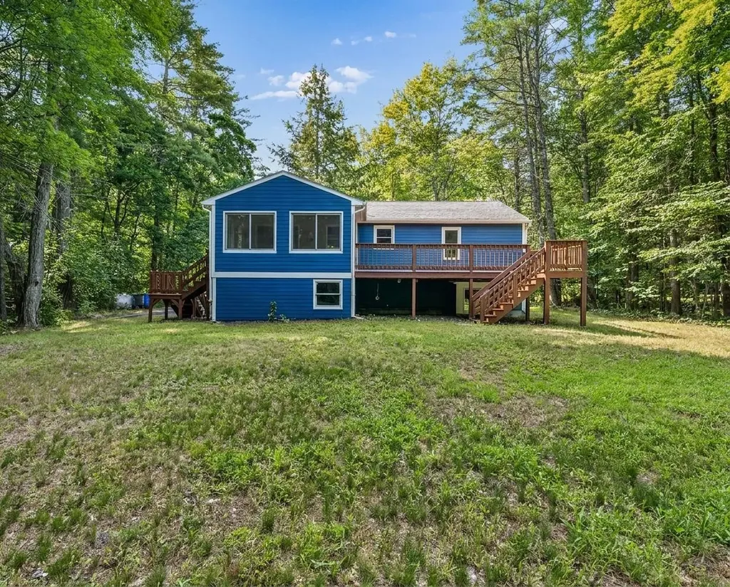 31 Evergreen Drive Goffstown NH 03045