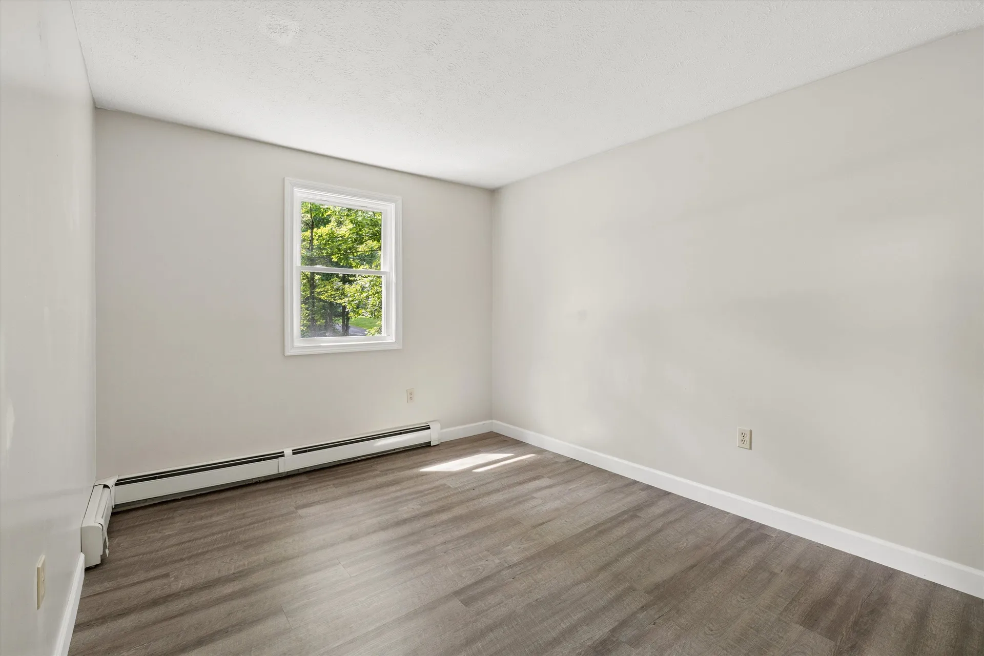 31 Evergreen Drive Goffstown NH 03045