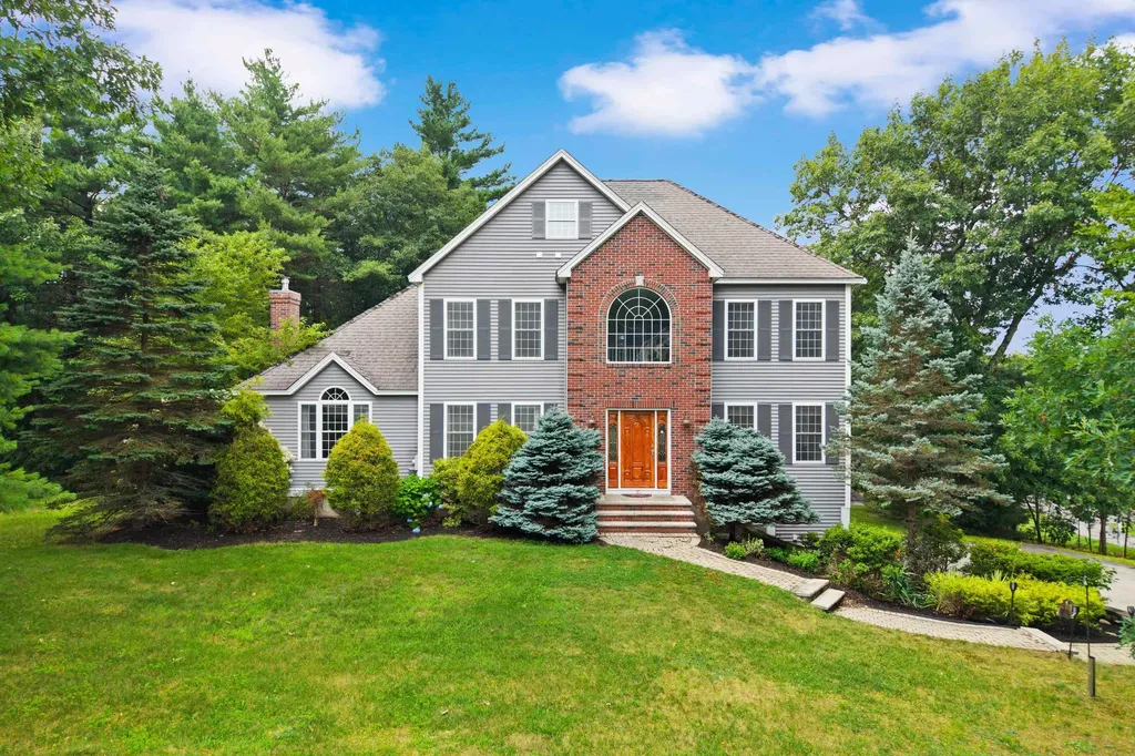 35 Mockingbird Hill Road Windham NH 03087
