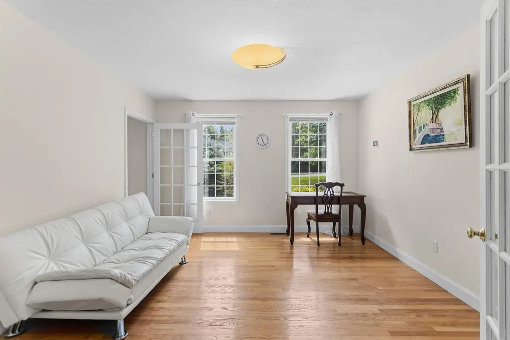 35 Mockingbird Hill Road Windham NH 03087