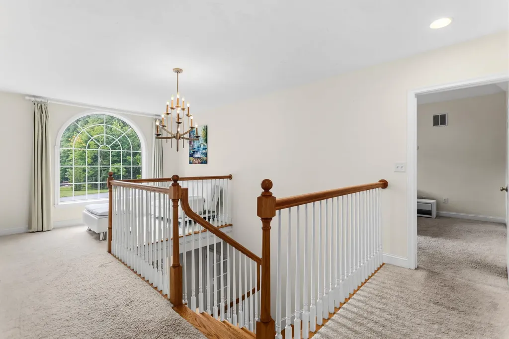 35 Mockingbird Hill Road Windham NH 03087