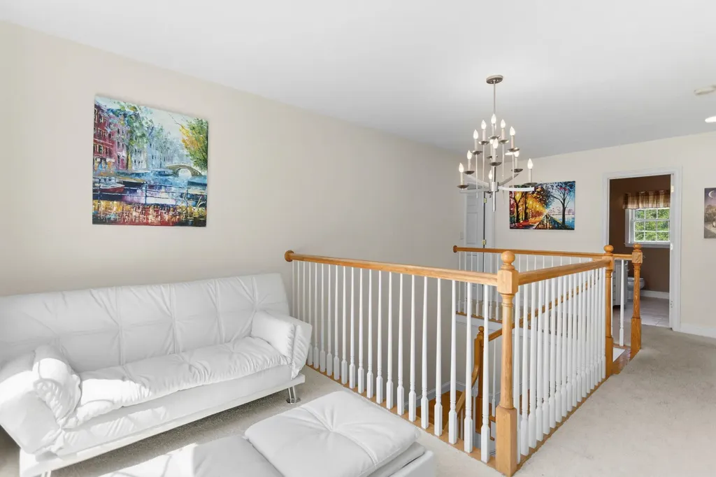 35 Mockingbird Hill Road Windham NH 03087
