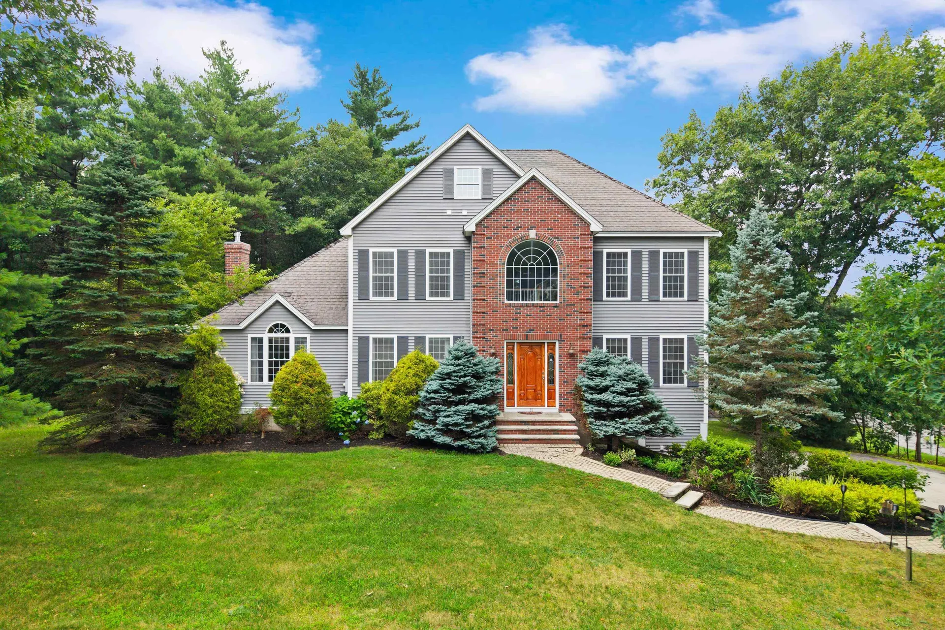 35 Mockingbird Hill Road Windham NH 03087