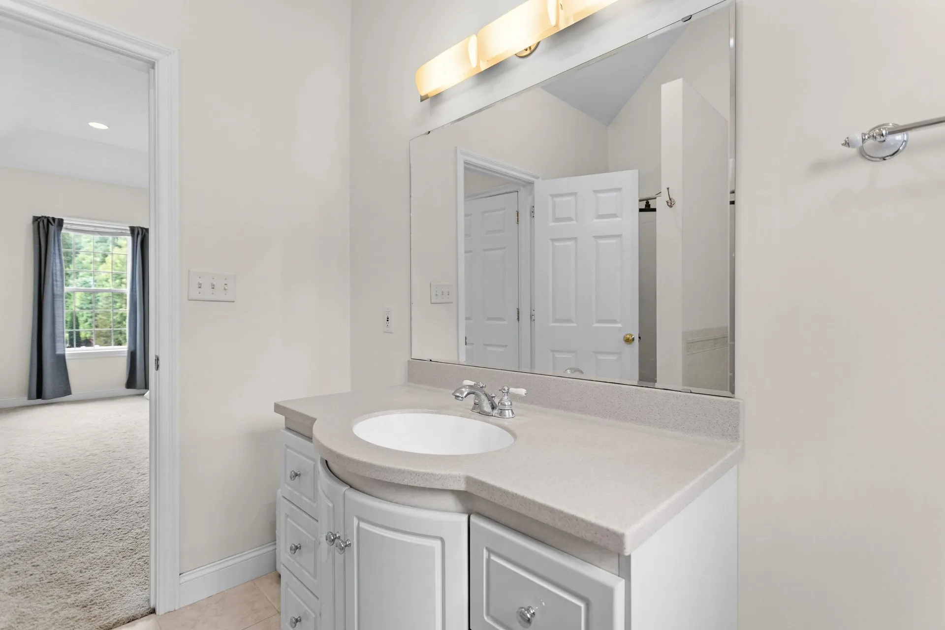 35 Mockingbird Hill Road Windham NH 03087