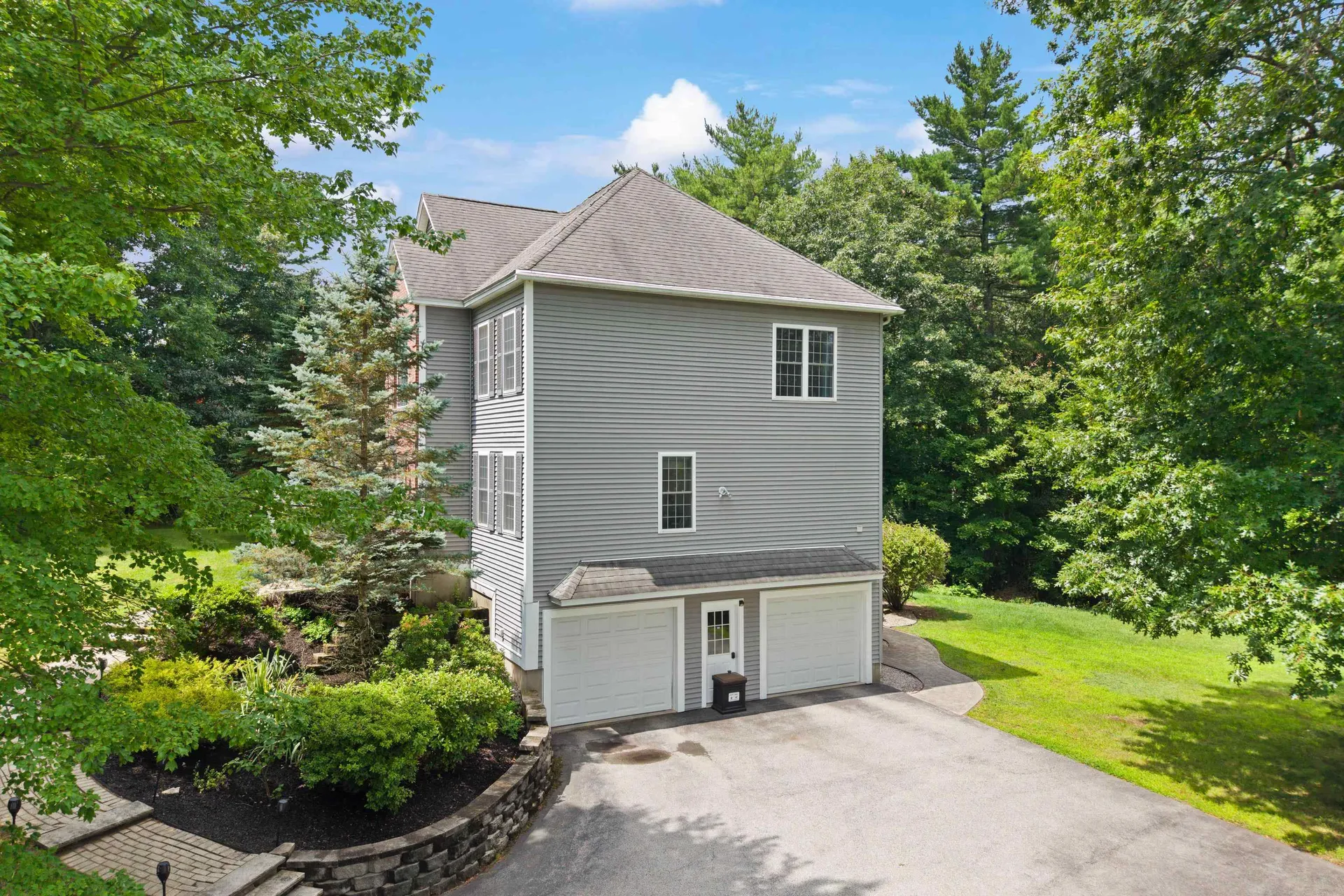 35 Mockingbird Hill Road Windham NH 03087