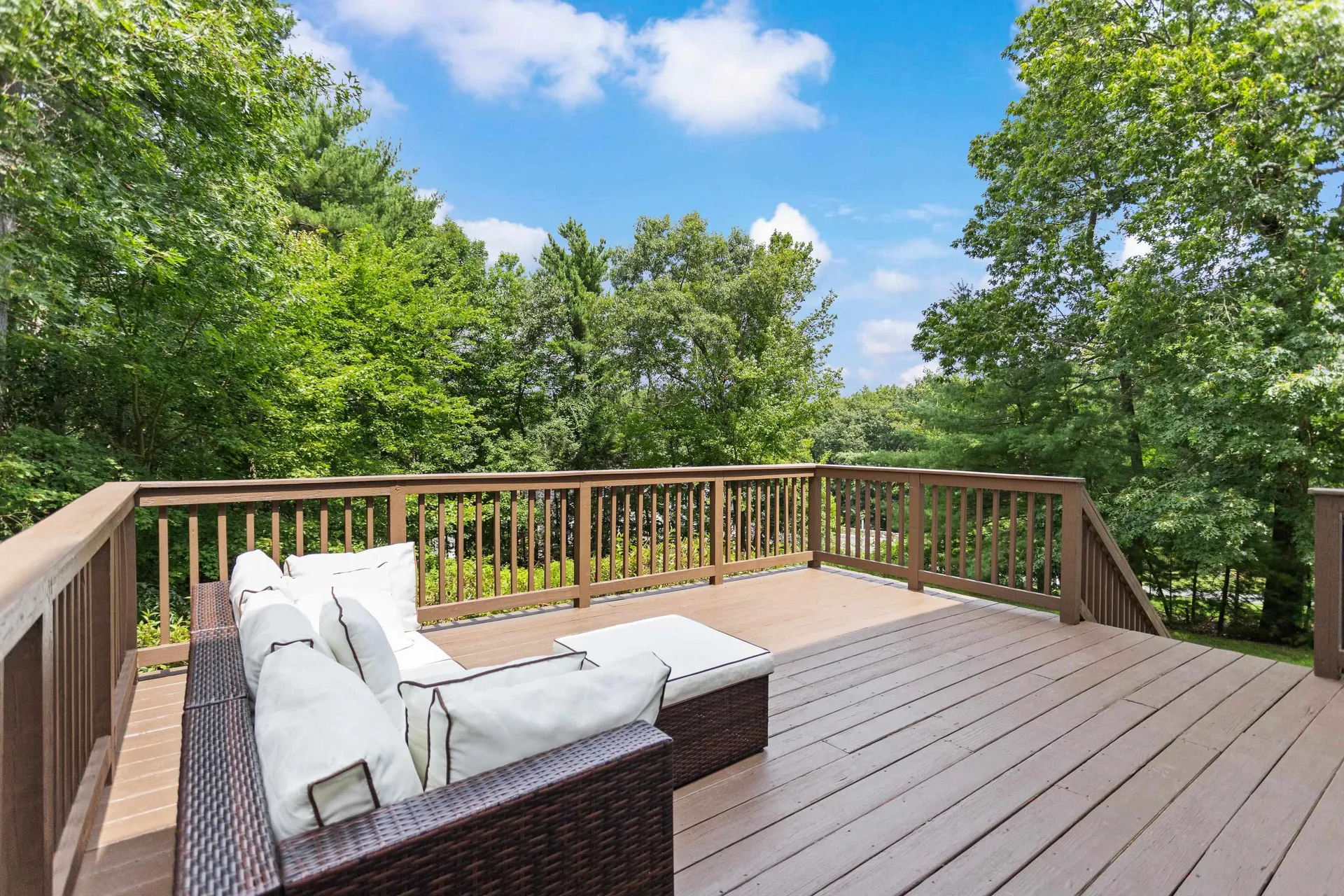 35 Mockingbird Hill Road Windham NH 03087