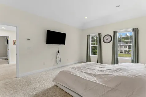 35 Mockingbird Hill Road Windham NH 03087