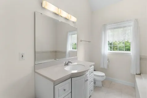 35 Mockingbird Hill Road Windham NH 03087