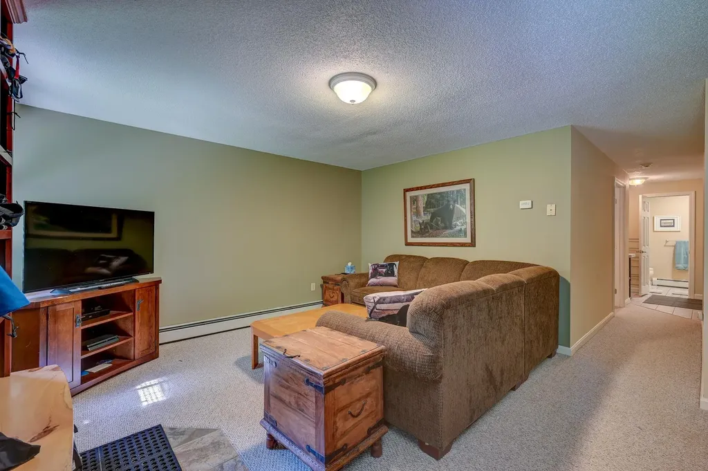 144 Whitaker Lane Conway NH 03860