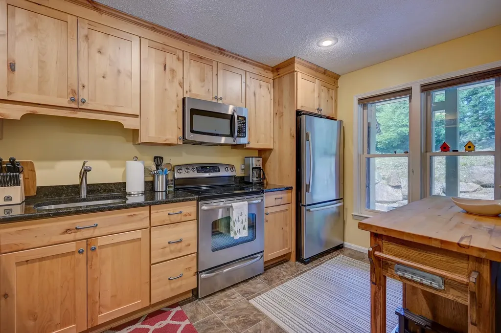 144 Whitaker Lane Conway NH 03860