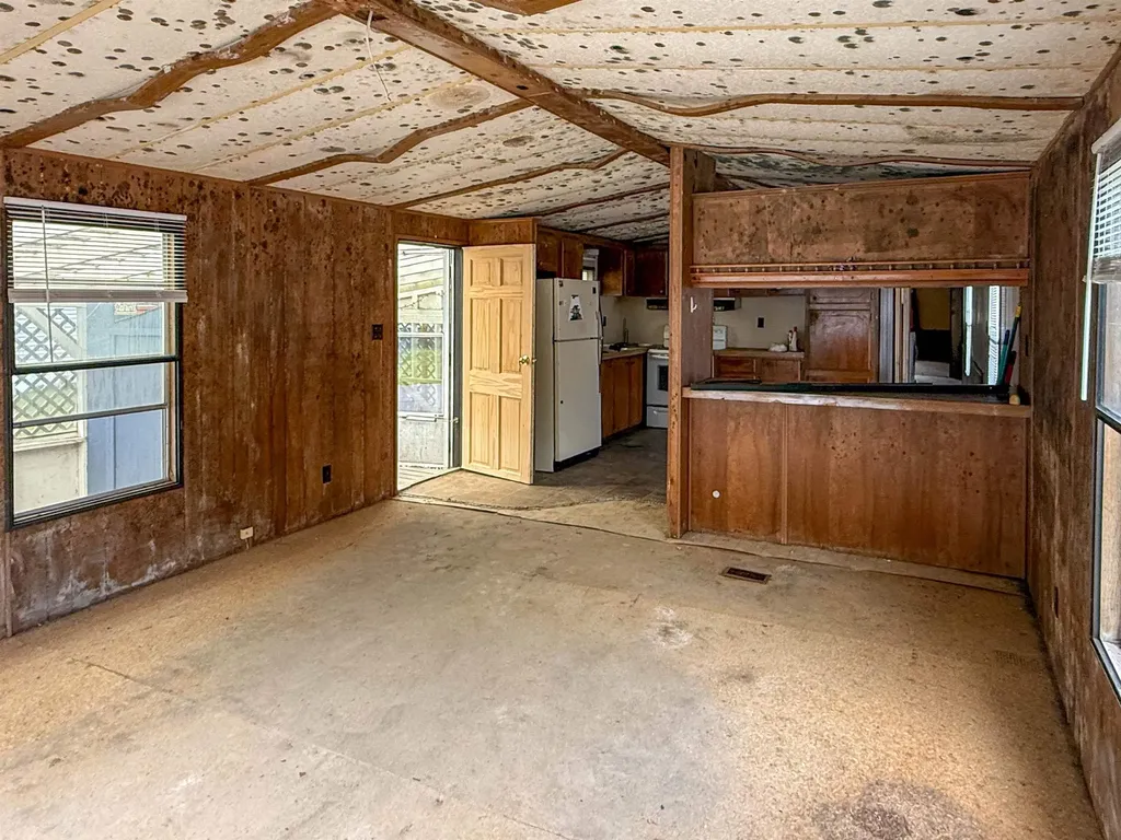 862 Mayhew Turnpike Bridgewater NH 03222