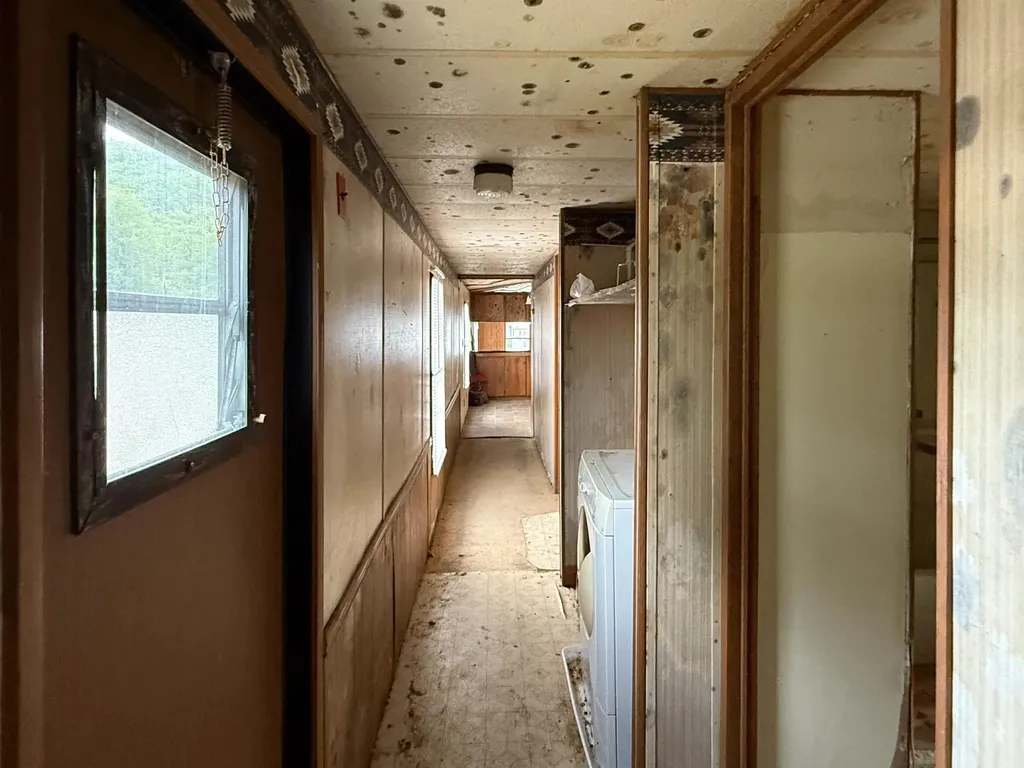 862 Mayhew Turnpike Bridgewater NH 03222